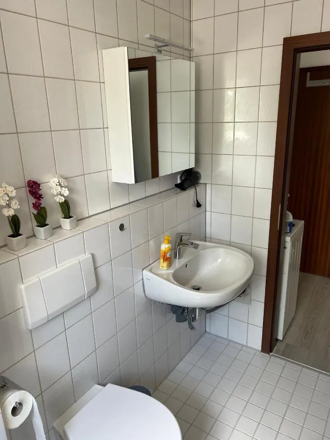 Apartment Nr. 5 Am Stuttgarter Flughafen/Messe Leinfelden-Echterdingen 0*,