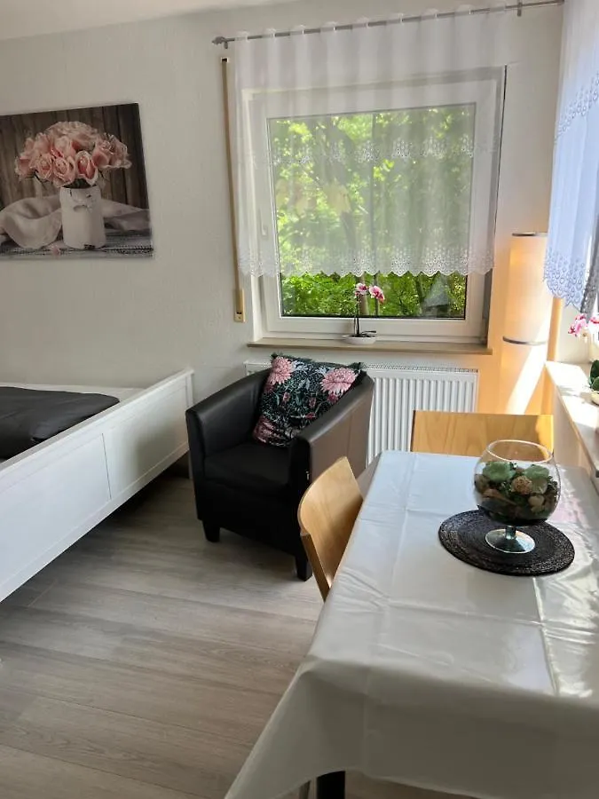 Apartment Nr. 5 Am Stuttgarter Flughafen/Messe Leinfelden-Echterdingen